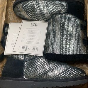 UGG K Bailey Bow
